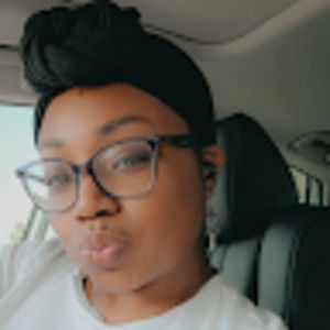 Meet your Posher, Latarsha